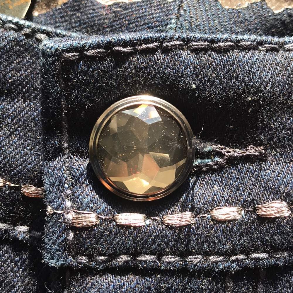 Seven7 Dark Wash Straight Cut Jeans, Size 27 - Picture 7 of 12